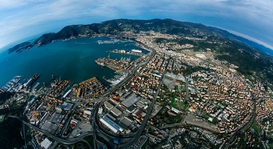 Più treni nel porto di La Spezia durante il 2014